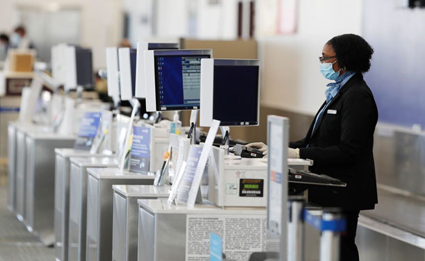 Hãng hàng không United Airlines gửi cảnh báo sa thải 36.000 nhân viên
